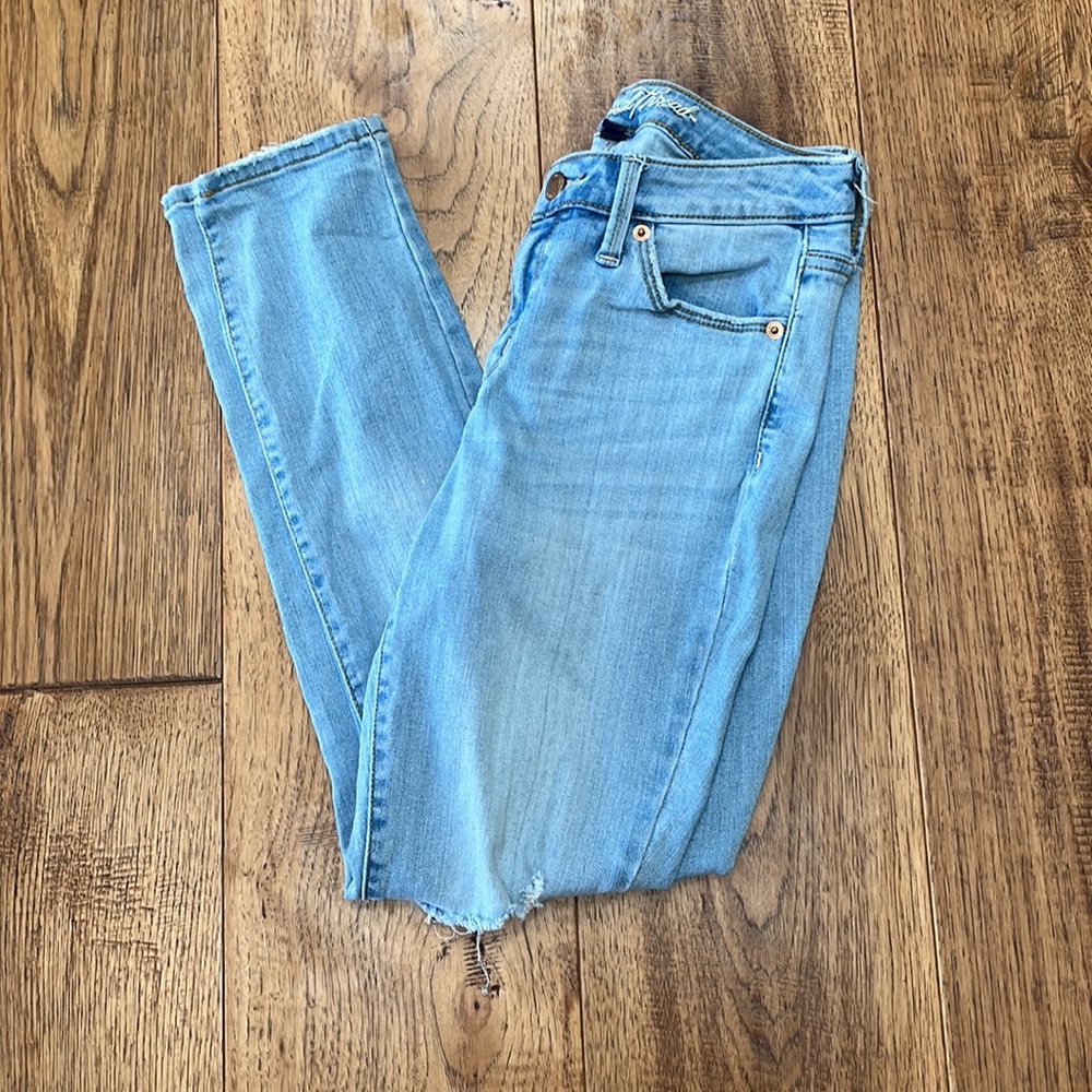 Universal Thread Ripped Skinny Jeans - Picture 3 of 8